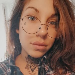 Meet your Posher, Camille